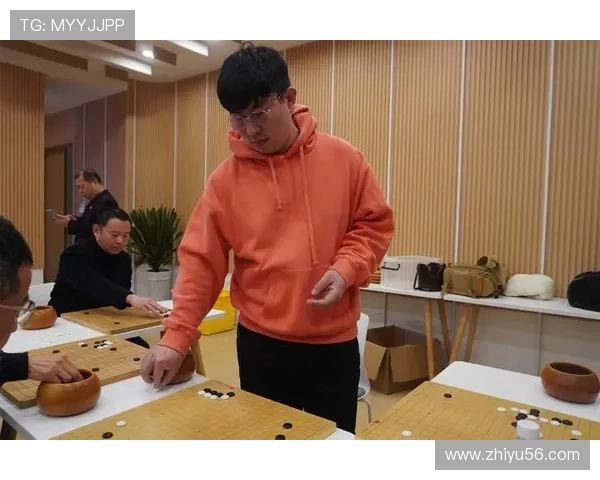 当湖十局杯快棋赛掀热潮平湖生波世冠稳健再展巅峰对决盛况激荡前